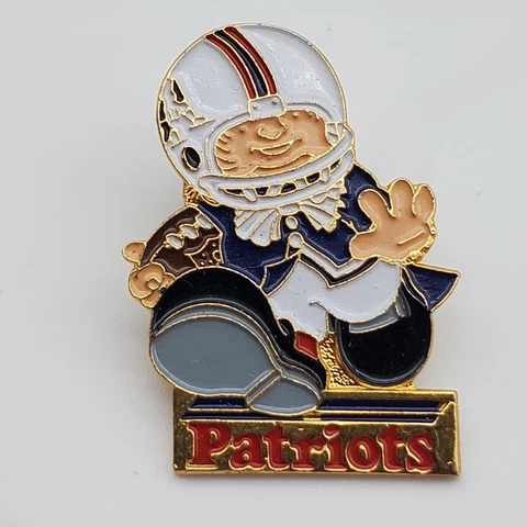 New England Patriots Huddles Mascot Pin NFL Cover