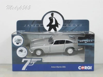 Corgi James Bond "SkyFall" W/Figure Aston Martin DB5 Scale1/36 - Image 1 of 4