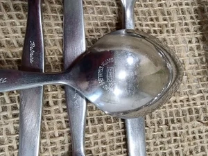 Cubiertos de acero inoxidable personalizados vintage Epic “Prince” Japón 38 PIEZAS - Imagen 1 de 16