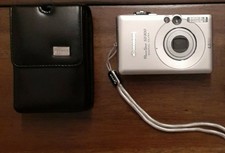 CANON POWERSHOT SD300 ELPH DIGITAL CAMERA CANON EMPLOYEE GIVEAWAY WITH 16 GB SD