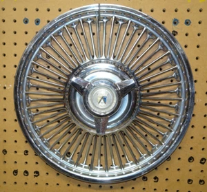 1963 1964 FORD FAIRLANE GALAXIE FALCON WIRE SPINNER 14" in HUBCAP OEM Center CAP - Picture 1 of 14