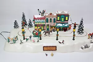 The Magic Of Mainstreet Trendmasters Lighted Animated Christmas Village No Music - Picture 1 of 13