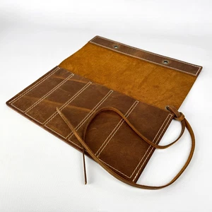 Handgefertigtes Lederetui - 5 Taschen für Meißel & Holzschnitzmesser - Bild 1 von 12