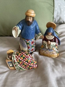 Jim Shore Joy To The World! The Lord Is Come HOLY FAMILY 3 Piece Nativity - Picture 1 of 6