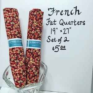 Red floral tiny calico 2 FRENCH FAT QUARTERS 19"x27" Fabric Brewer quilting sew - Picture 1 of 1