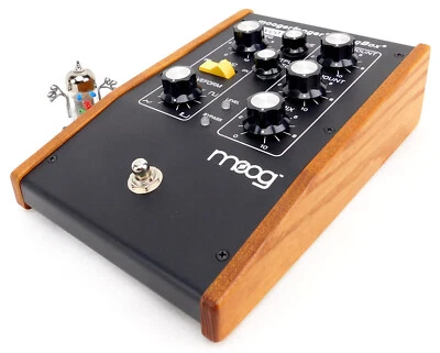 Moog Moogerfooger MF-107 FreqBox Synthesizer Pedal + Neuwertig + Garantie - Bild 1 von 4