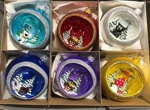 6 Tschechische mundgeblasene Glas Diorama Weihnachtsschmuck mit Glas Lampwork Figuren - Bild 1 von 10