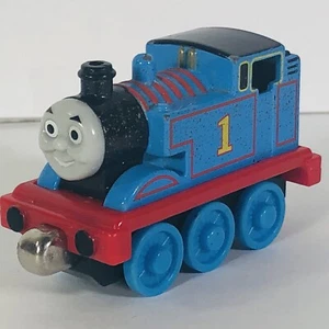 Thomas el Tren Polvo Dorado Diecast Metal Tanque Motor Amigos Take Play Azul - Imagen 1 de 12