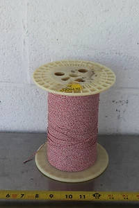 GUDEBROD BUTTWIND CUSTOM FISHING ROD WINDING WRAP RED & WHITE ENTIRE SPOOL #21 - Picture 1 of 2