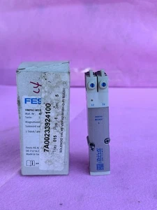 Festo VMPA2-M1BH-G-PI Air Solenoid Valve 8022037 - Picture 1 of 6