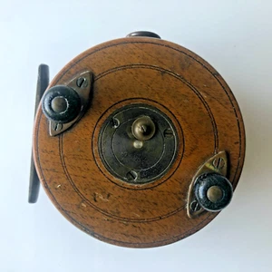 Super Vintage 4" Brass And Walnut Heaton Sun Type Fishing Reel - Picture 1 of 17