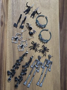 Halloween Gothic Black Earrings Lot Spider Skeleton Black Cat Halloween Jewelry - Picture 1 of 6