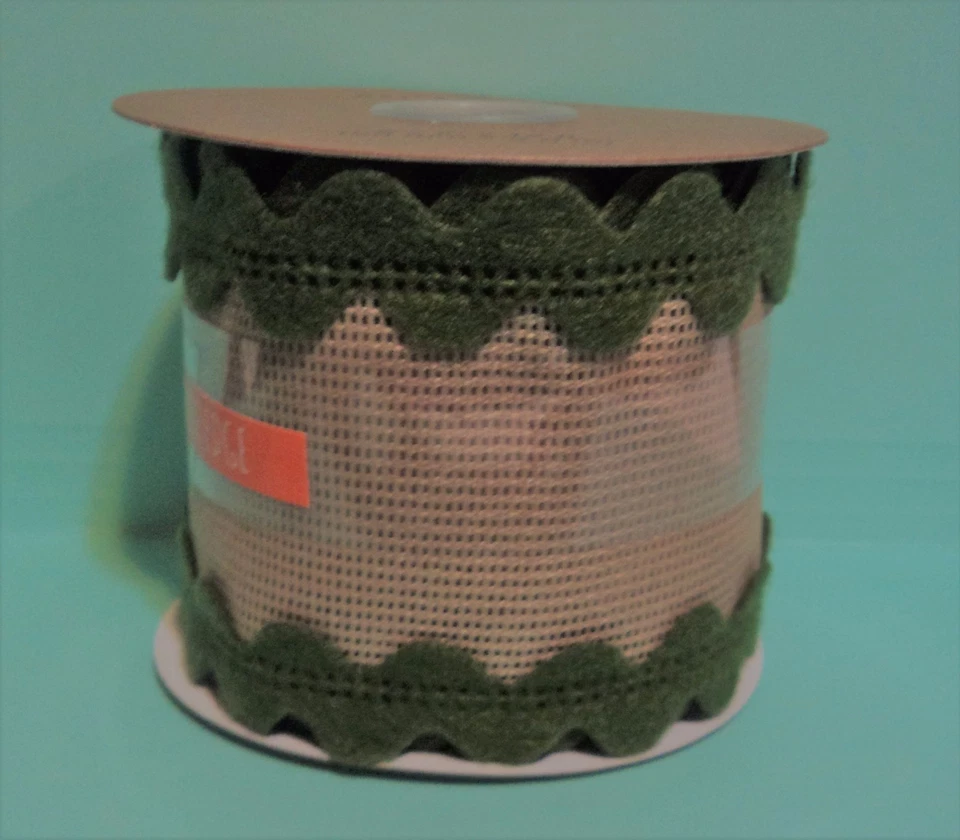 Christmas Autumn Green Rick Rack & Tan Natural Wire Edge 2.5" Ribbon 12 ft NEW - Image 1 of 1