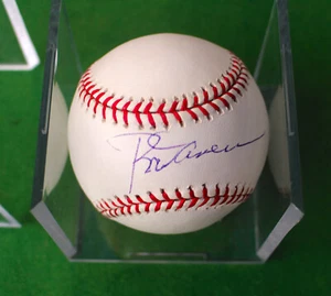 Rod Carew Autograph Official Rawlings Baseball Angels Clean Bright Signature - Picture 1 of 2