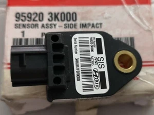 Side impact sensor Hyundai Accent Elantra Sonata Kia Optima Sedpna 959203K000 - Picture 1 of 3