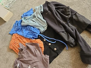 Tween/Teen Girls Bundle Size 12 & Small Adults - Picture 1 of 19