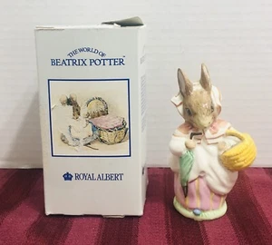 Beatrix Potter Figurine - Mrs. Rabbit - F Warne & Co Royal Albert England - Picture 1 of 7