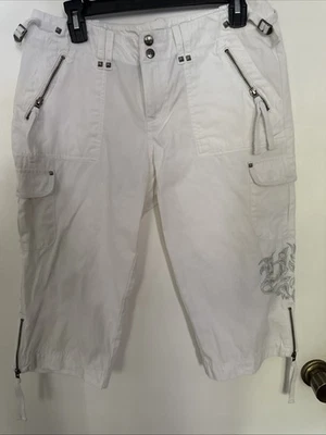 Harley Davidson ~ Mujer 8 - Pantalones de Carga Capri Blancos Bordados Tachuelas Cremalleras ~ Usados en Excelente Condición Foto 1 de 4