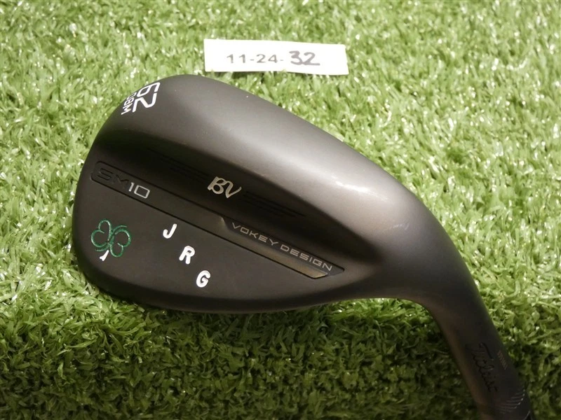 Cuña Titleist SM10 WedgeWorks Jet Black 62* 08* M Lob AMT White S300 acero ónix Foto 1 de 4