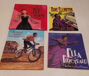 LOT OF 4 Children Story Books – Various Publishers – Inv No. 007 - Picture 1 of 12