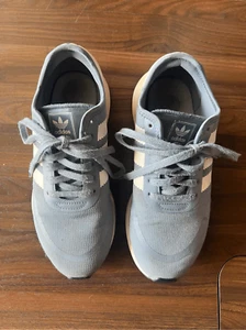 Adidas Blue Tennis Shoes Woman’s Size 7.5 - Picture 1 of 13