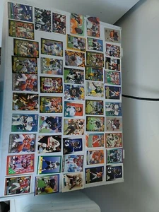 Lot Of 100 NFL Defensive Greats Football Cards - Picture 1 of 12
