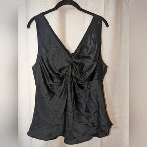 Vintage 2004 100% Silk Black V Neck Thick Strapped Tank top - Picture 1 of 5