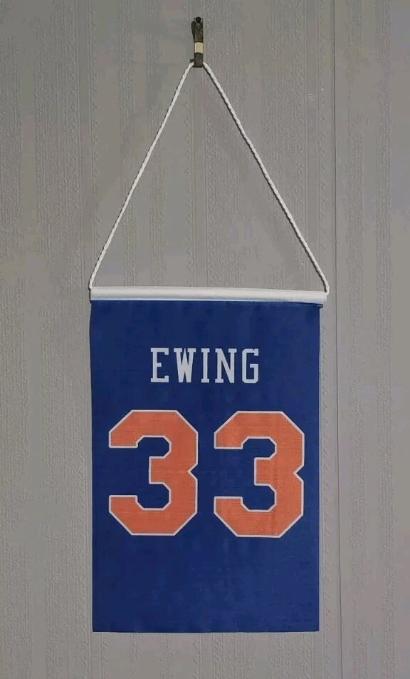 Patrick Ewing New York Knicks 8x5.5 Inch Banner Flag - Image 1 of 1