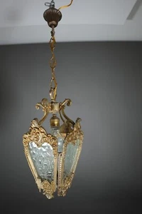 Lámpara colgante antigua victoriana de latón ornamentado con guijarros de vidrio - Imagen 1 de 11