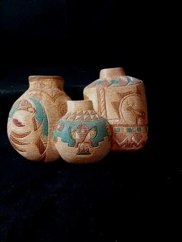 Vintage Frankies Designs 1979 Southwestern Pottery Wall Art Cover