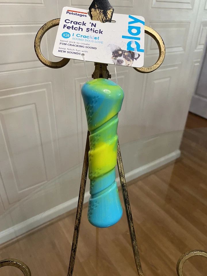 Brinquedo para Cachorro Petstages Crack N' Fetch Stick - Som Divertido para Diversão Buscar Brincar, Pequeno 6” - Imagem 1 de 4