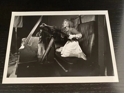 Priscilla Presley Funny The Naked Gun 33 1/3 5 By 7 Original Photo 1994 Shoes - Image 1 of 4