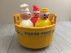 Juguete de baño de plástico Fisher Price #142 Rub A Dub de colección tres hombres en una bañera 1970 - Imagen 1 de 14