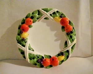 HOWARD HOLT FRUIT PLATE 1964 ROUND DECORATIVE VIBRANT RAISED RIM 6-1/4" ORANGES - Picture 1 of 11
