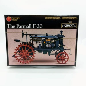 1/16 McCormick Deering Farmall F-20 With Wide Front, Precision Series #3 - Picture 1 of 6