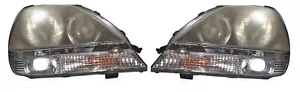 Lexus Rx300 Headlights (1999-2003) - Picture 1 of 3