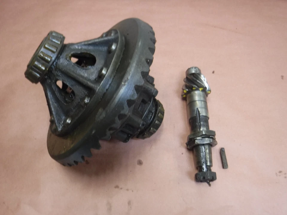 Piñón de anillo de 5,38 eje trasero Willys camioneta camioneta camioneta Timken con portador OEM Foto 1 de 4