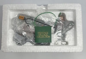 Departamento 56 CHELSEA MARKET MUÉRDAGO COMERCIANTE Y CARRO Heritage Village 5826-2 - Imagen 1 de 6