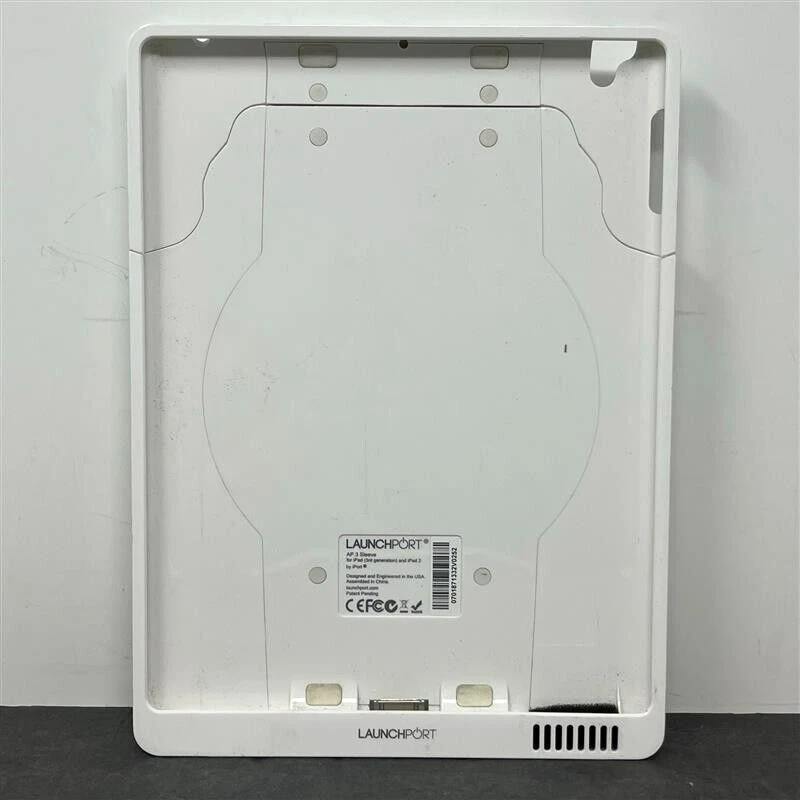 iPort Launch AP.3 iPad 2nd and 3rd Gen Sleeve / Case - image 1 of 2