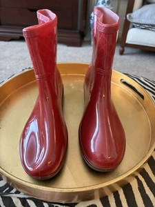 Womens Rain Boots / Garden Boots Short Ankle-High Wide Calf Pull-On Style - Picture 1 of 9