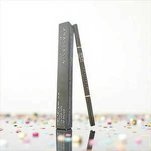 ANASTASIA BEVERLY HILLS Brow Wiz - Auburn - 0.003 oz Brand New in Box - Picture 1 of 17