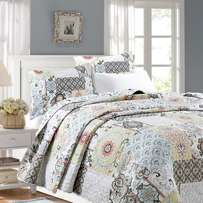 Moorea Reversible Quilt Set, Bedspread, Coverlet - Image 1 of 4