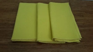 Set 3 Tovaglioli Pranzo Giallo Senape/Oro Tessuto Decorazione Tavola 16" Quadrati - Foto 1 di 4