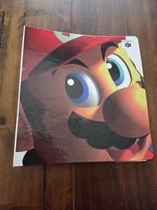NINTENDO 64 SUPER MARIO 1997 Carpeta N64 Bowser Difícil de Encontrar Mercancía - Imagen 1 de 5