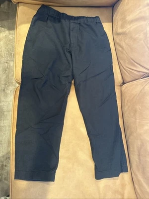 Joggers Club Monaco negros cintura elástica talla mediana Foto 1 de 4