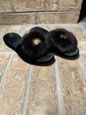 Zapatillas de piel de terciopelo negro de colección House All About - Talla 5 B - Funciona a lo grande Foto 1 de 4