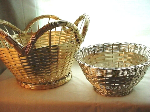Metal Baskets 2 Piece Lot Silvertone Pale Goldtone Round Cover