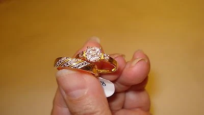 JUEGO DE ANILLO DE COMPROMISO DIAMANTE GENUINO EN ORO DE 14 K SOBRE PLATA 925 S.8 ¡INCREÍBLE! Foto 1 de 3