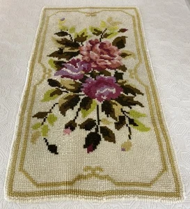 Vintage Hand Crafted Floral Rose Tapestry Woven Carpet Rug Runner 130cm x 70cm - Picture 1 of 22