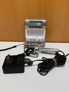 Sony MZ-B100 Minidisco Portatile Registratore MD Lettore Audio Funzionamento Confermato - Foto 1 di 9